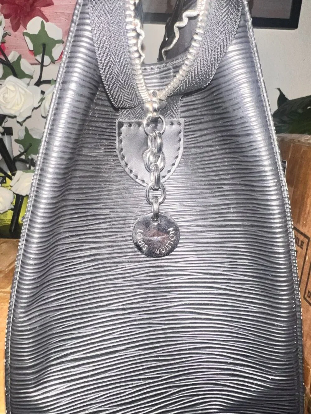 Louis Vuitton Black Epi Satchel Top Handle Bag Zip Closure Silver Hardware